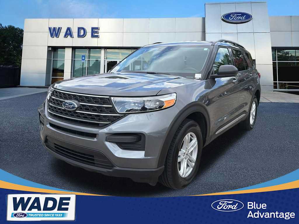 Used 2024 Ford Explorer XLT AWD/4WD image 1