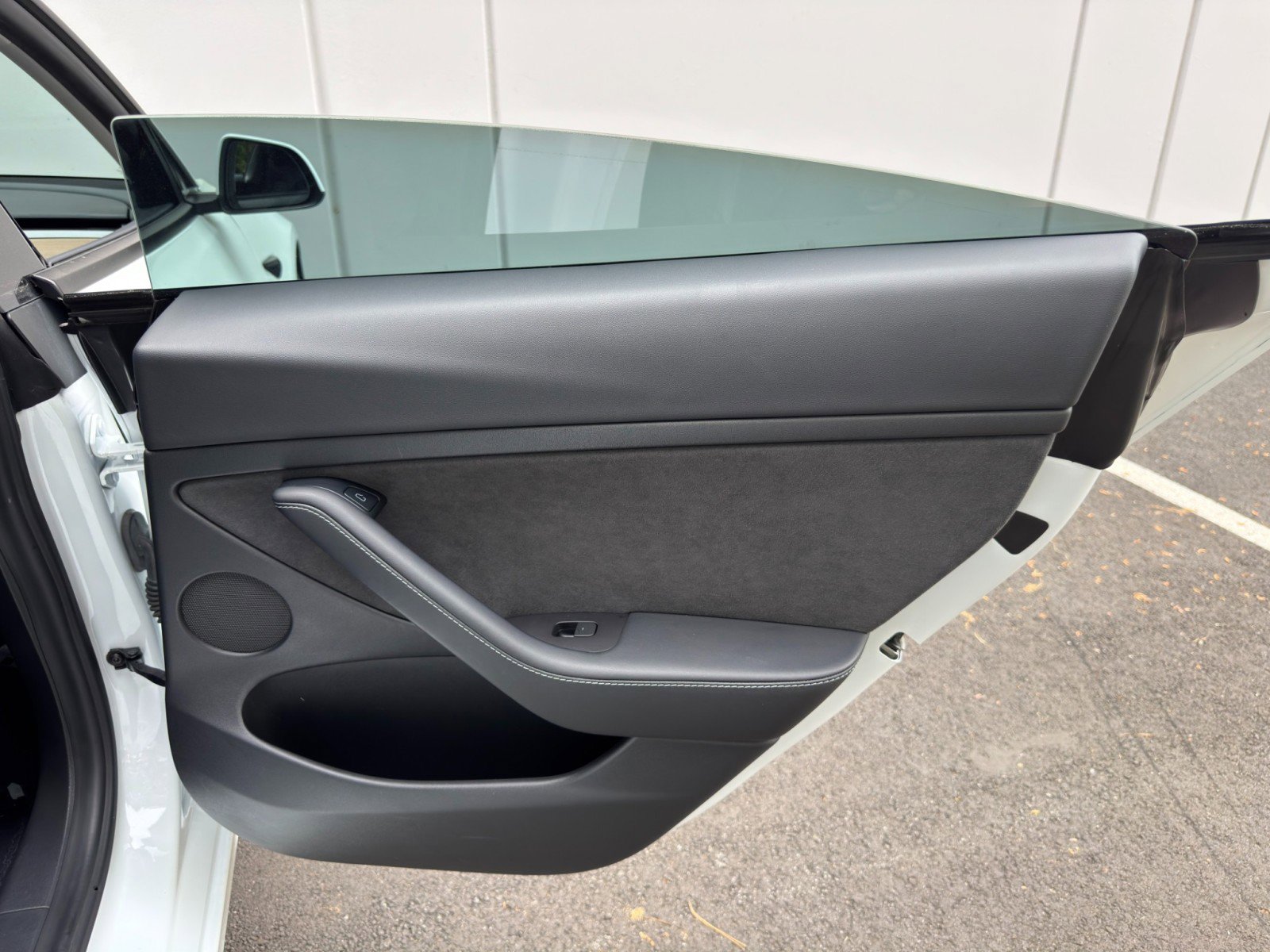 Used 2021 Tesla Model 3 Standard Range Plus image 43