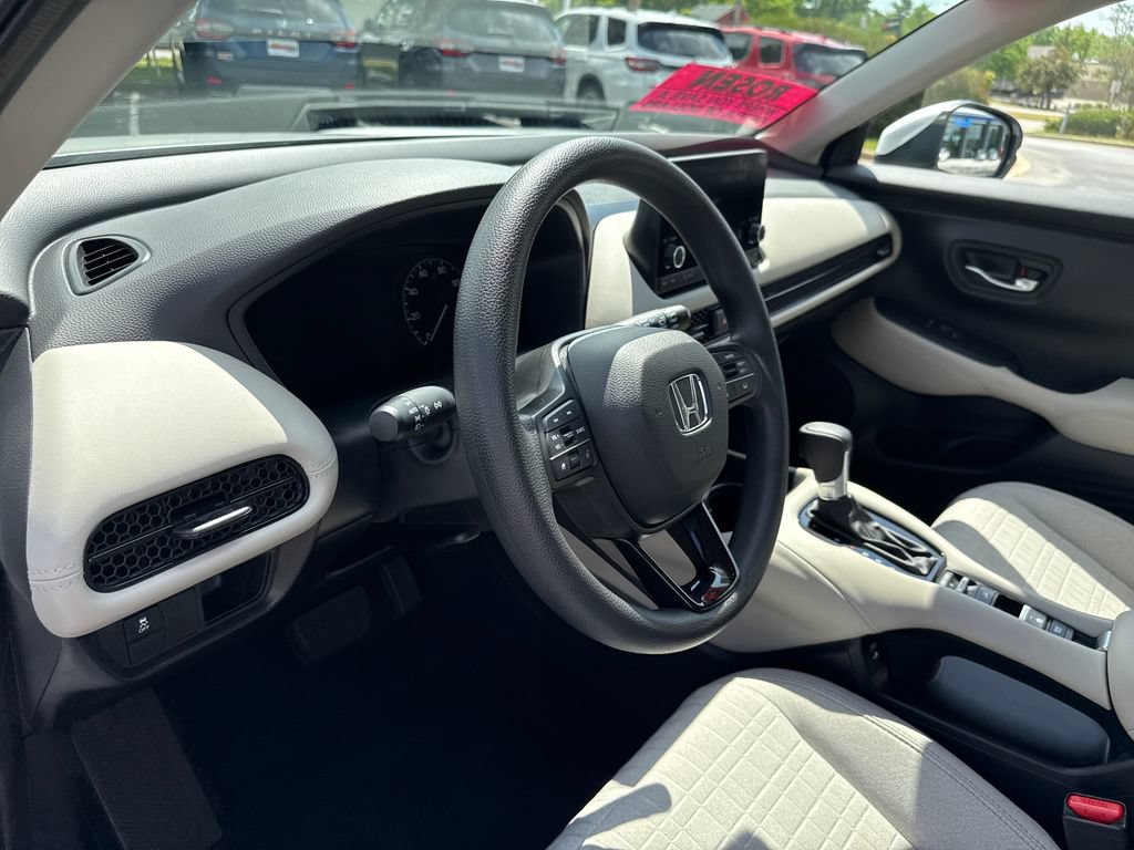 Certified 2025 Honda HR-V LX image 14