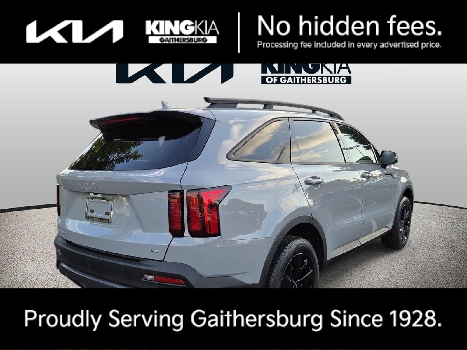 Certified 2023 Kia Sorento S w/ Panoramic Sunroof Package AWD/4WD image 3