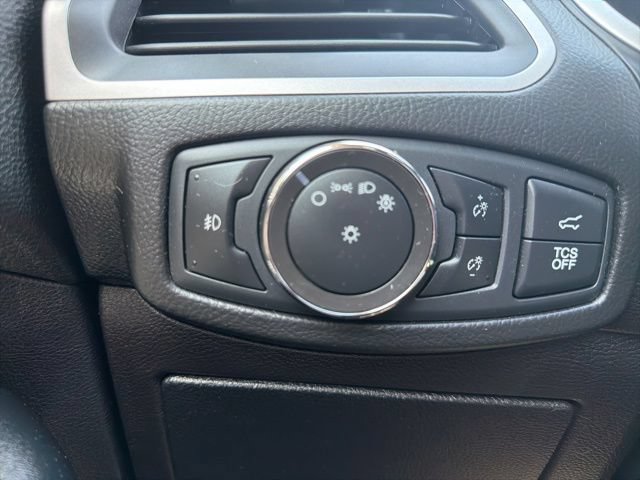 Used 2020 Ford Edge SEL w/ Convenience Package AWD/4WD image 18