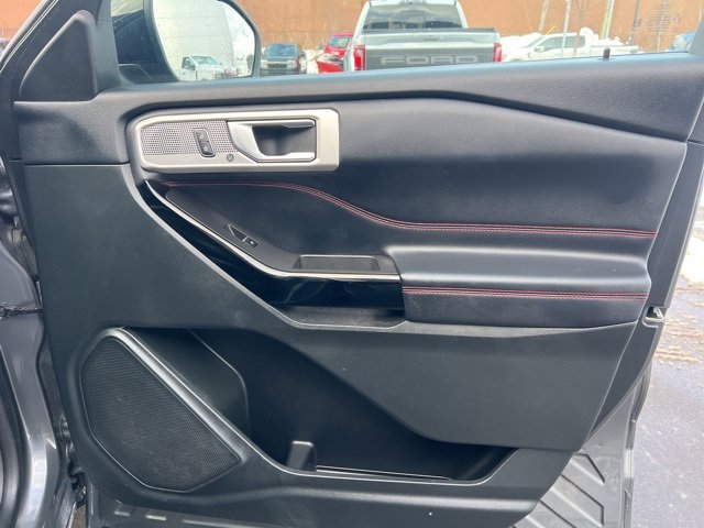 Used 2023 Ford Explorer ST-Line w/ Class IV Trailer Tow Package image 10