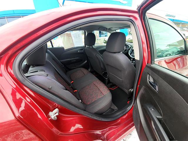 Used 2017 Chevrolet Sonic LT w/ Convenience Package image 11