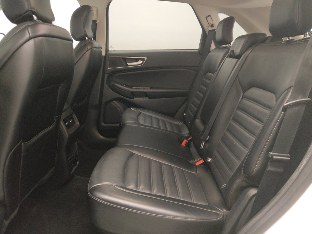 Used 2017 Ford Edge SEL w/ Equipment Group 201A image 18