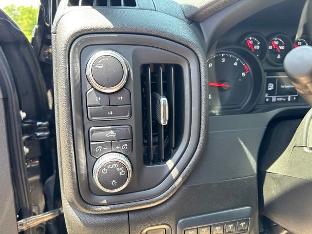 Used 2022 GMC Sierra 3500 Pro w/ Convenience Package AWD/4WD image 10