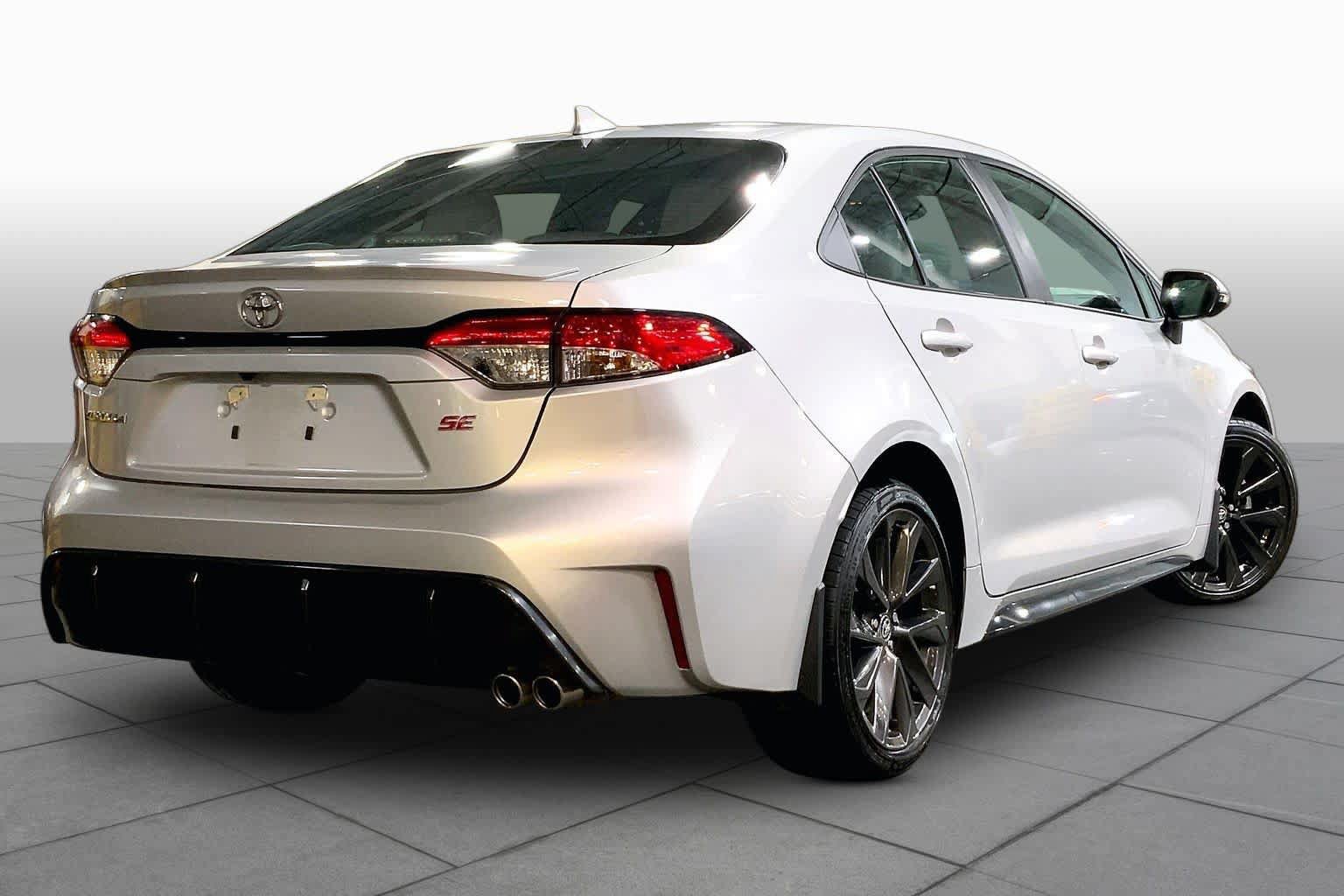 Used 2023 Toyota Corolla SE FWD image 13