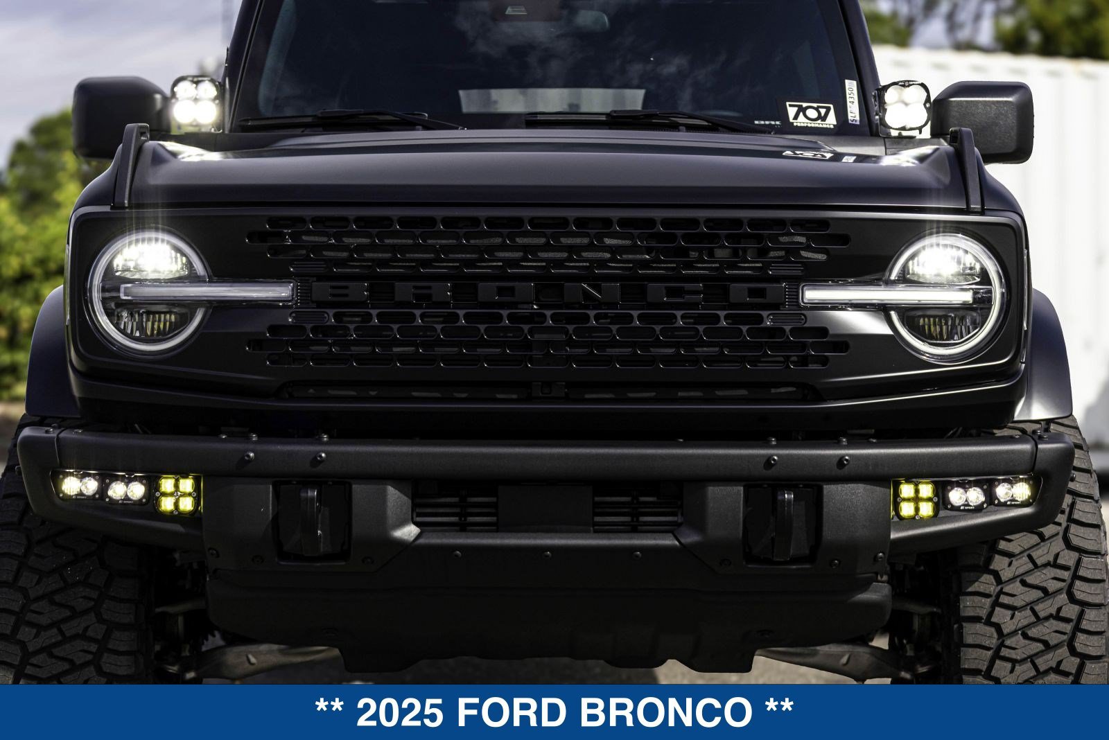Used 2025 Ford Bronco Badlands AWD/4WD image 10