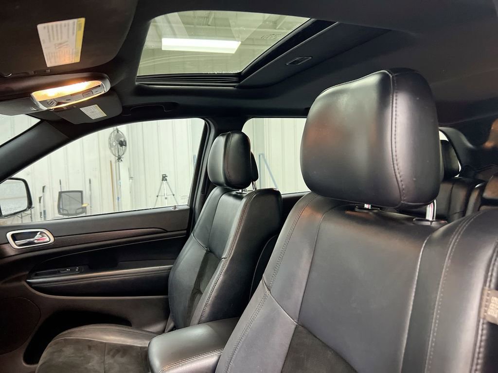 Used 2015 Jeep Grand Cherokee Altitude AWD/4WD image 20