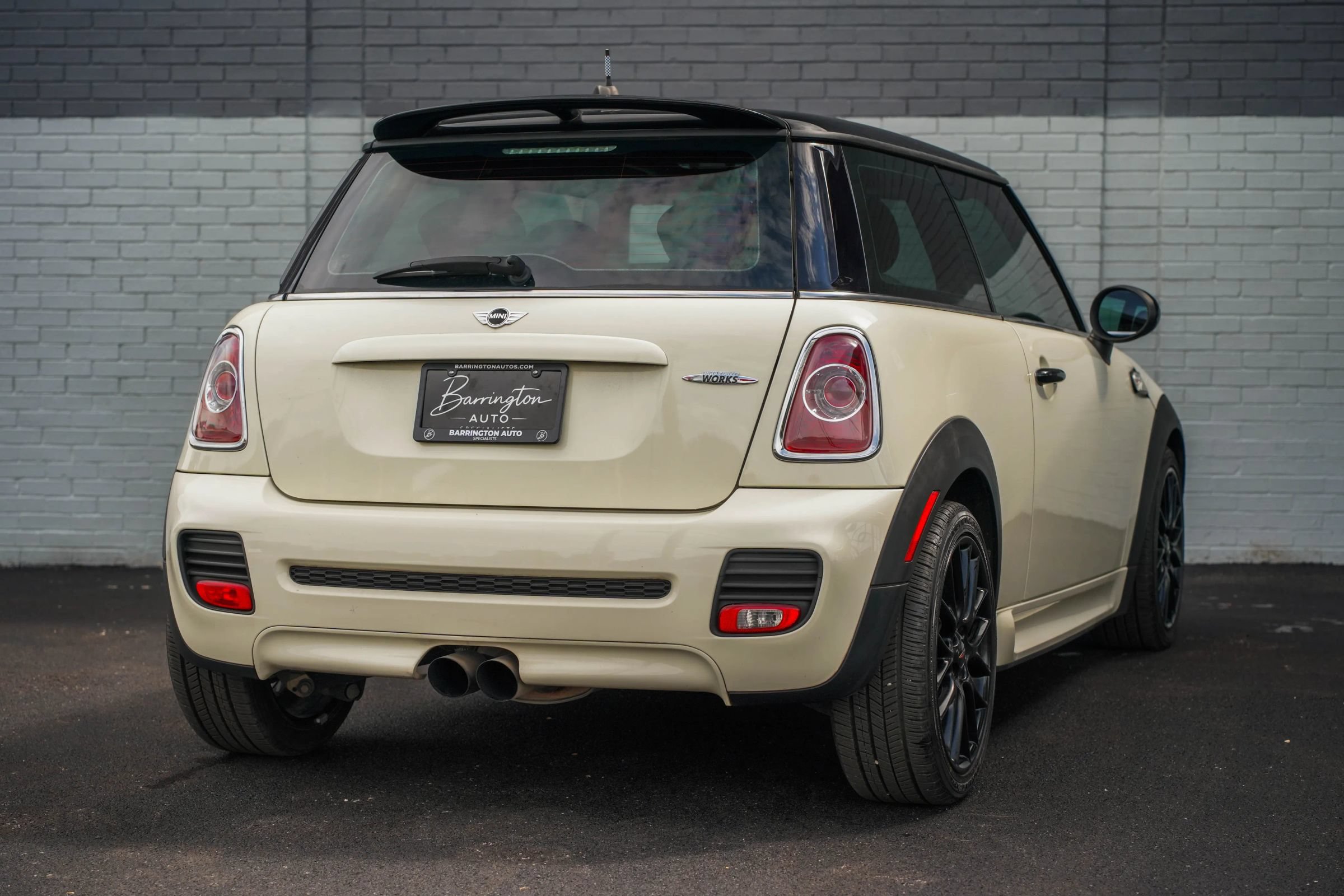 Used 2011 MINI Cooper John Cooper Works FWD image 5