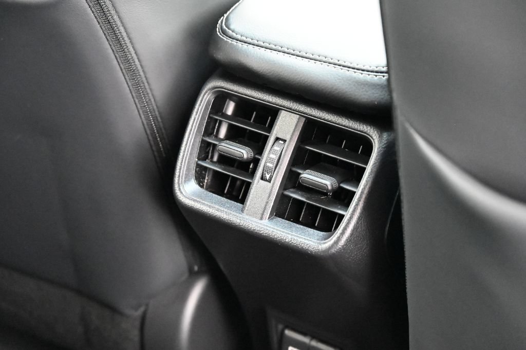 Used 2021 Lexus UX 200 w/ Accessory Package (Z2) FWD image 39