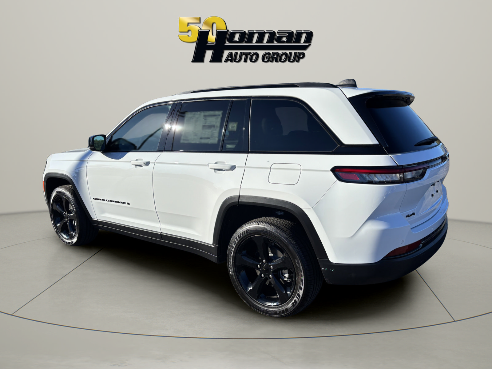 New 2025 Jeep Grand Cherokee Altitude AWD/4WD image 3