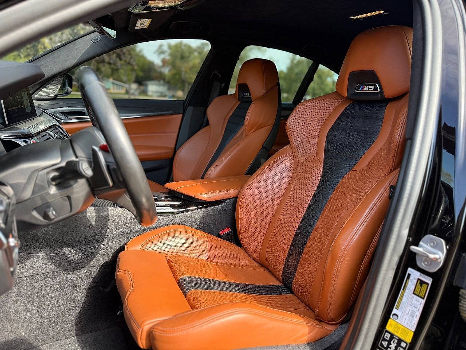 Used 2019 BMW M5 w/ Executive Package image 33