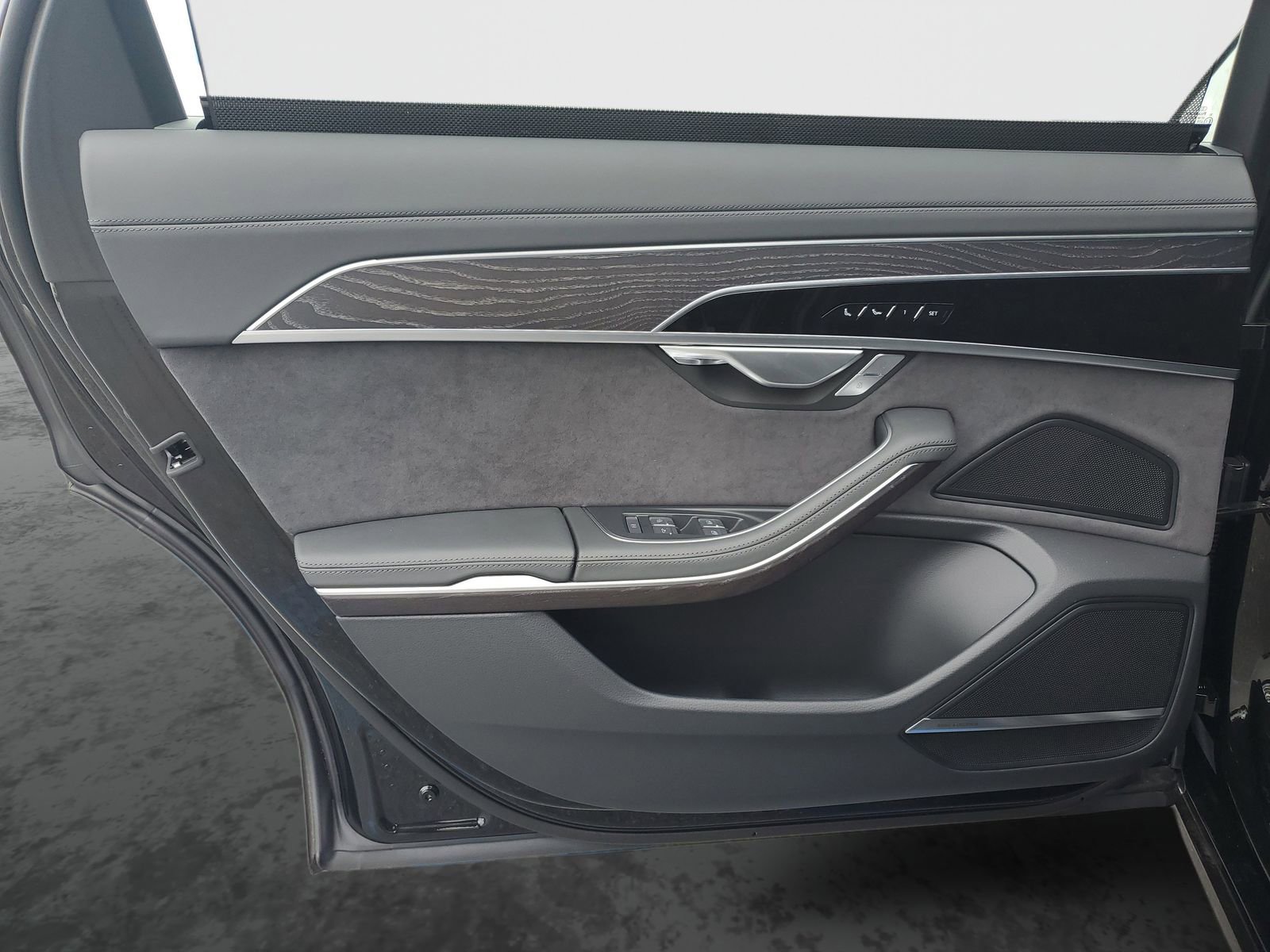New 2026 Audi A8 L 3.0T AWD/4WD image 18