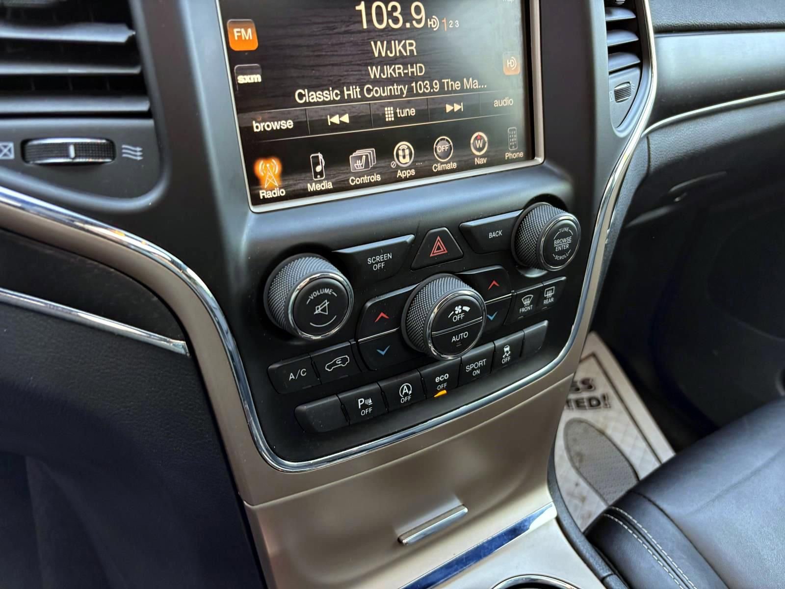 Used 2016 Jeep Grand Cherokee Limited AWD/4WD image 21