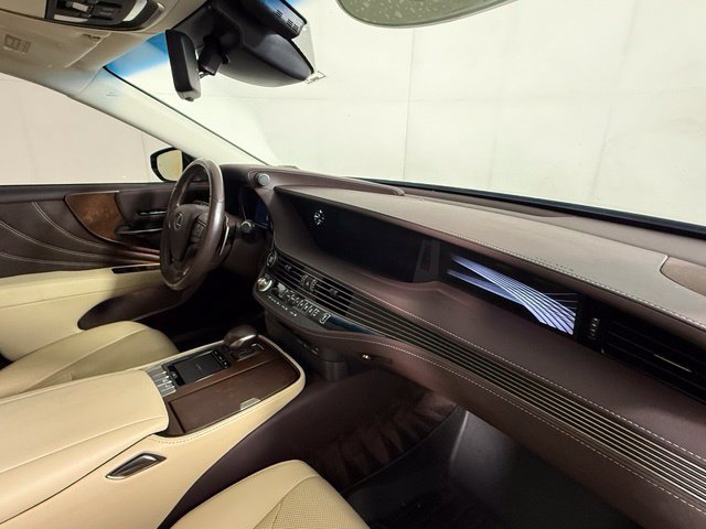 Used 2019 Lexus LS 500 RWD image 32