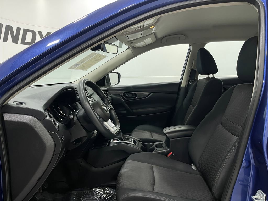 Used 2019 Nissan Rogue S image 11