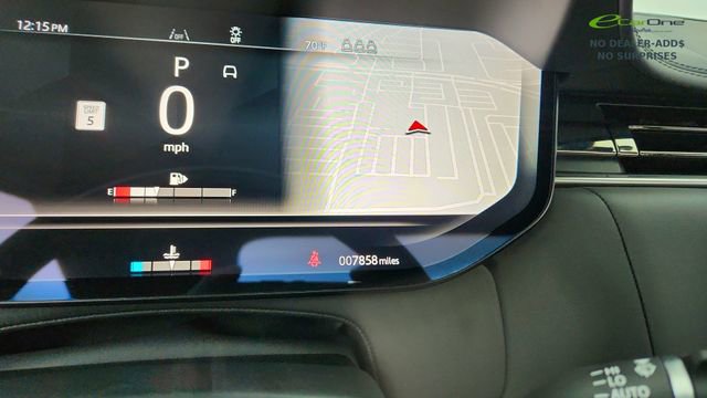 Used 2025 Land Rover Range Rover SE image 37