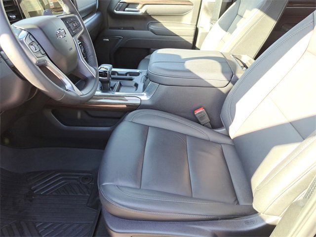 Used 2025 Chevrolet Silverado 1500 LT Trail Boss w/ Convenience Package II image 12