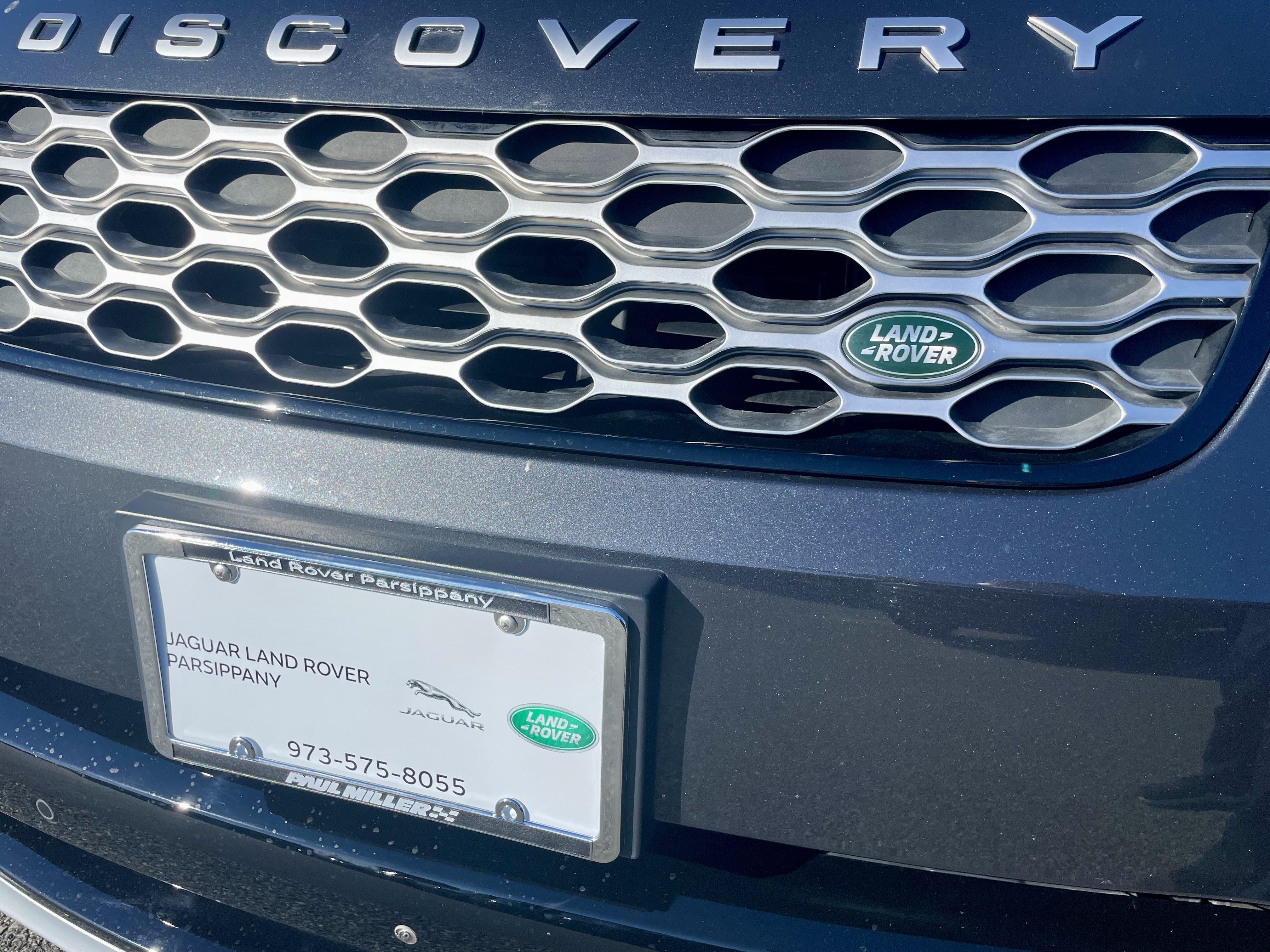 Certified 2025 Land Rover Discovery Metropolitan Edition AWD/4WD image 35