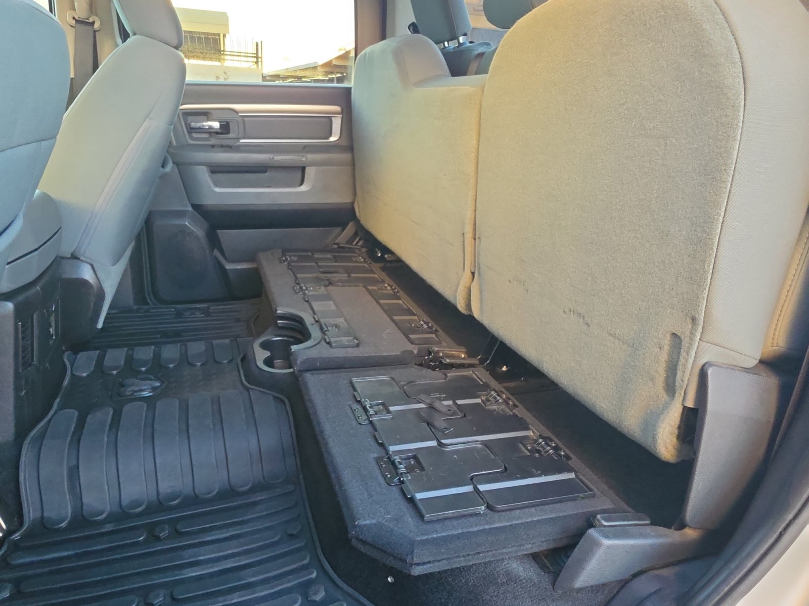 Used 2017 RAM 2500 Big Horn w/ Sport Appearance Group AWD/4WD image 23
