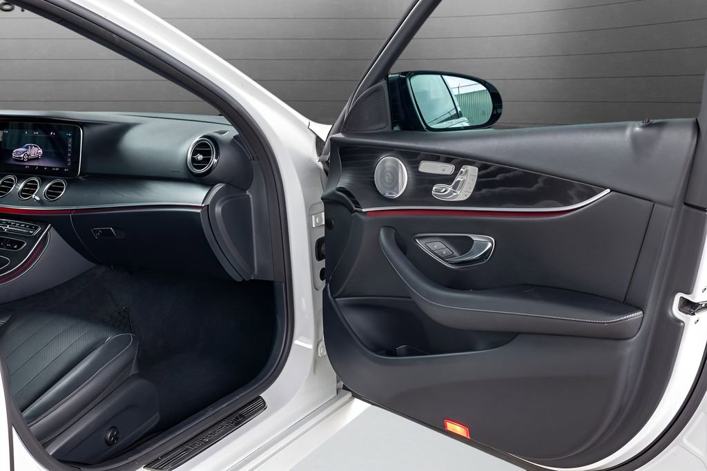 Used 2020 Mercedes-Benz E 350 Sedan image 73