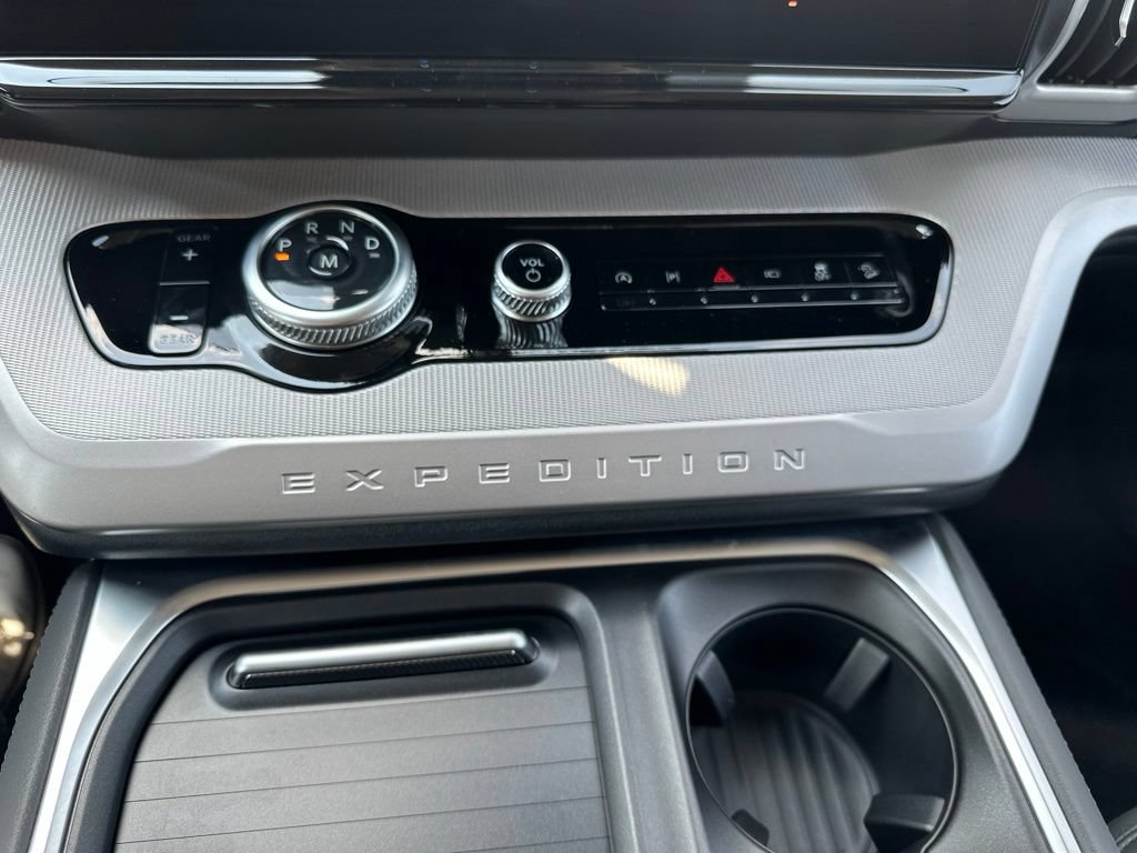 New 2027 Ford Expedition Active AWD/4WD image 42