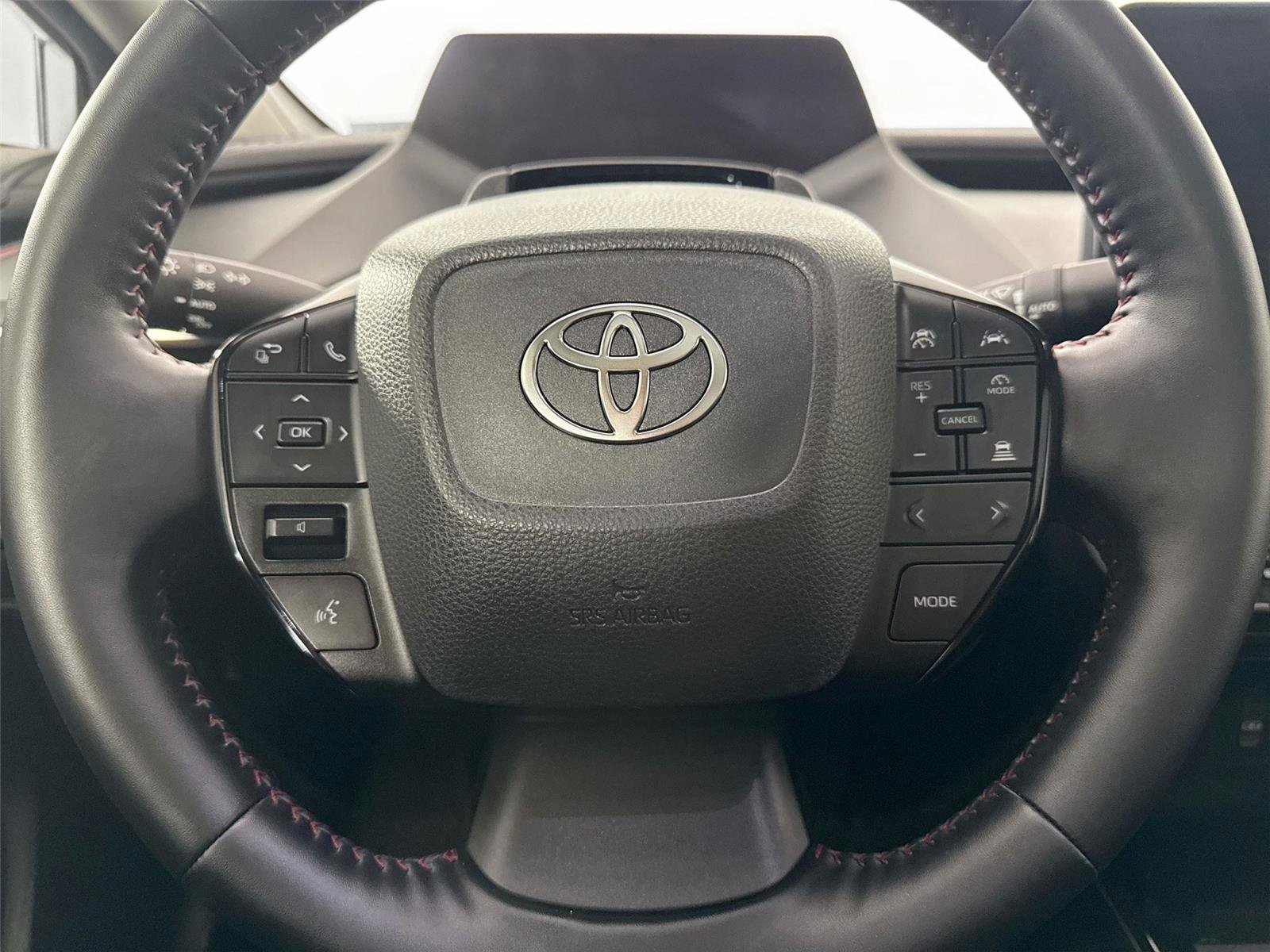 Used 2023 Toyota Prius Prime FWD image 17