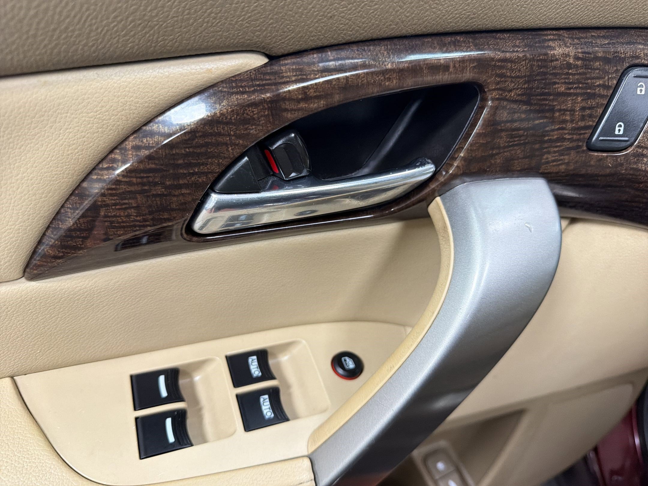 Used 2011 Acura MDX w/ Technology Package image 9