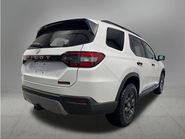 New 2026 Honda Pilot TrailSport image 5