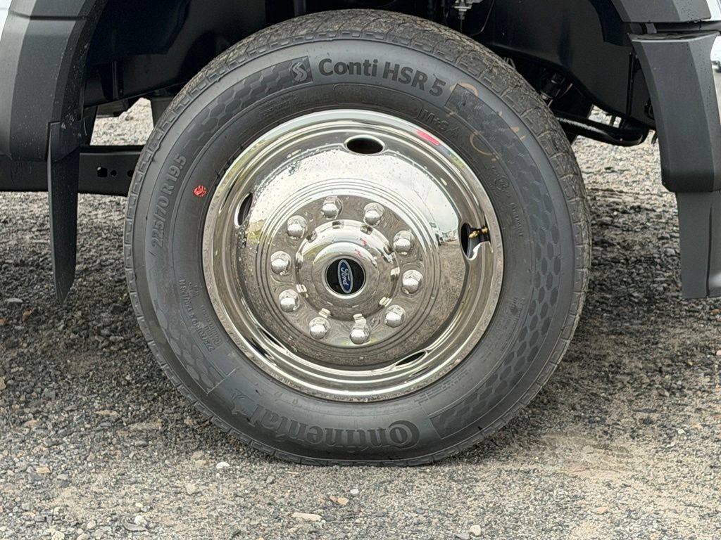 New 2026 Ford F550 4x4 Regular Cab Super Duty image 24