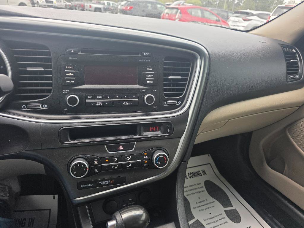 Used 2015 Kia Optima LX image 15