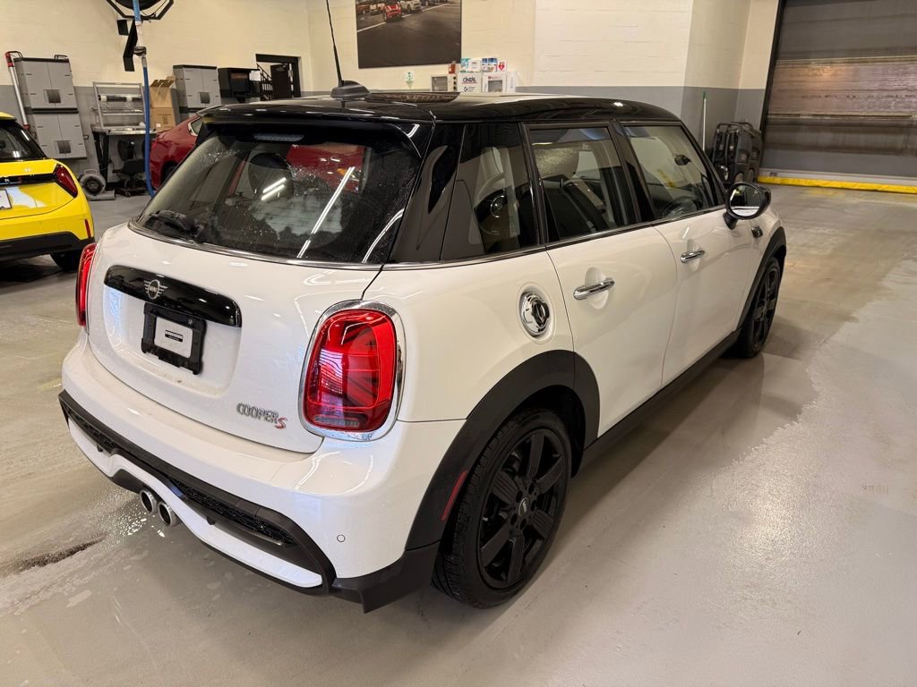 Certified 2023 MINI Cooper S image 6