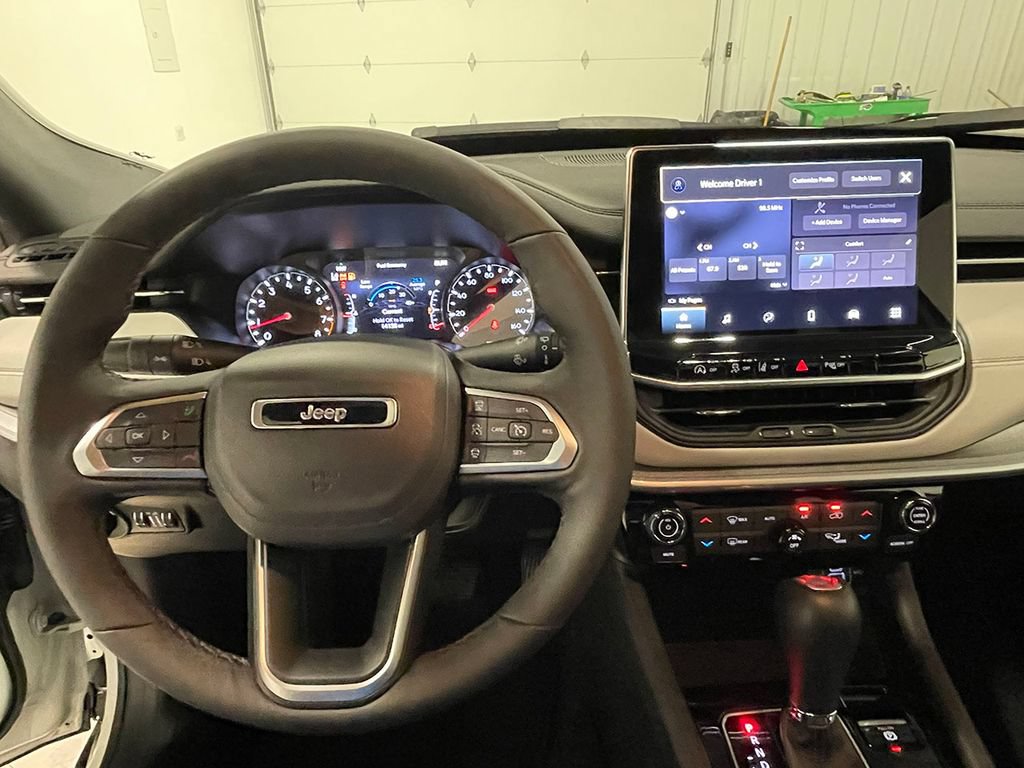 Used 2026 Jeep Compass Limited AWD/4WD image 34