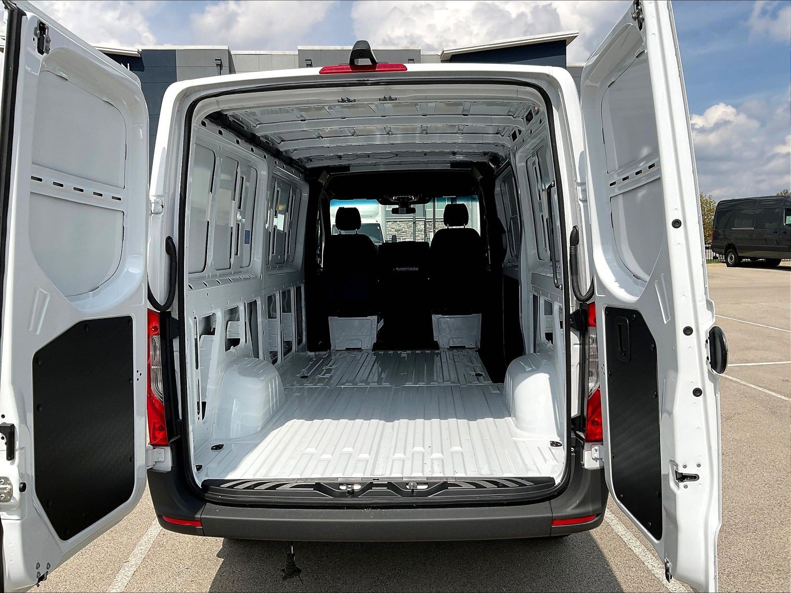 New 2026 Mercedes-Benz Sprinter 2500 image 20