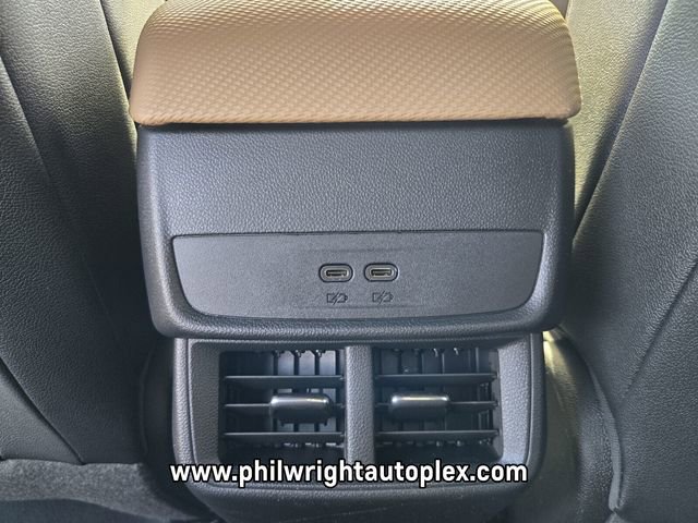 New 2026 Chevrolet Equinox ACTIV w/ LPO, Floor Liner Package image 11