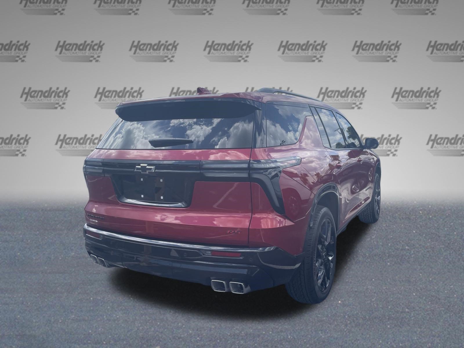 Used 2026 Chevrolet Traverse RS FWD image 10