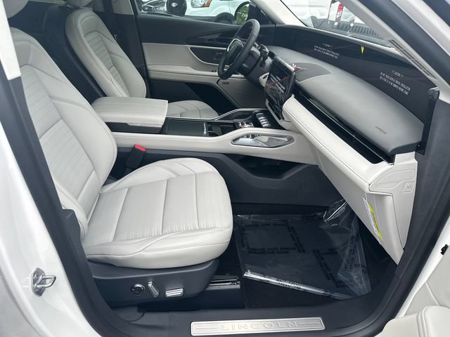 New 2026 Lincoln Nautilus Reserve AWD/4WD image 14