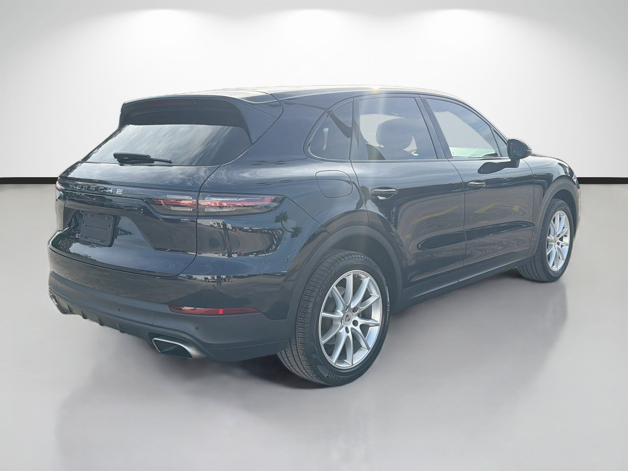 Used 2019 Porsche Cayenne AWD/4WD image 5
