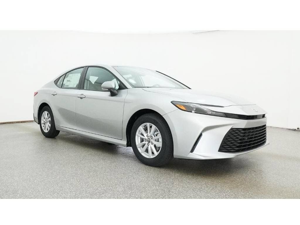 New 2026 Toyota Camry Hybrid FWD image 36