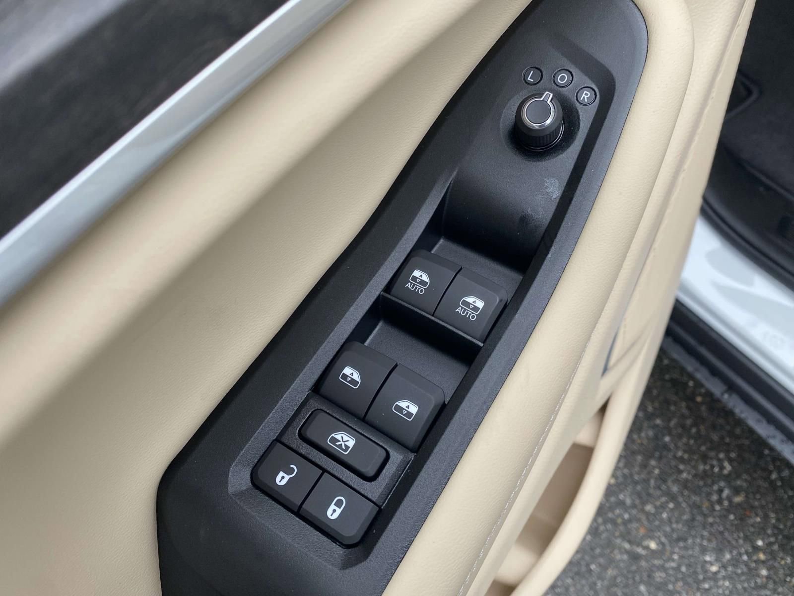 New 2026 Jeep Grand Cherokee L Limited image 19