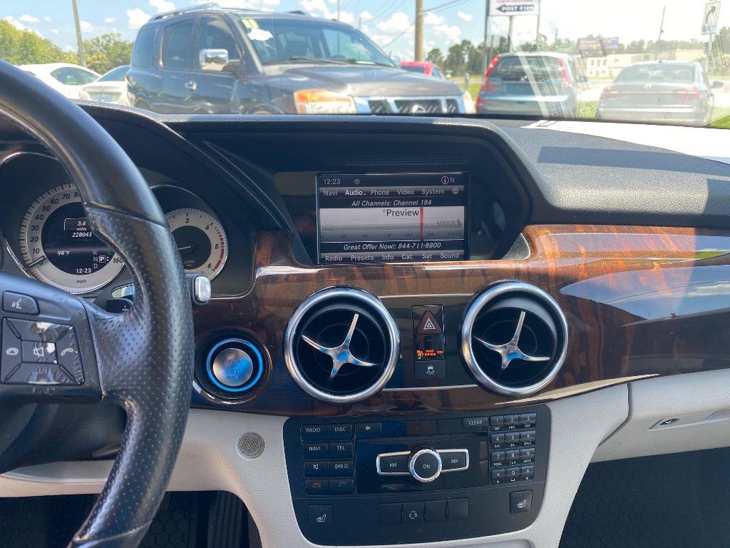 Used 2013 Mercedes-Benz GLK 250 BlueTEC 4MATIC image 29