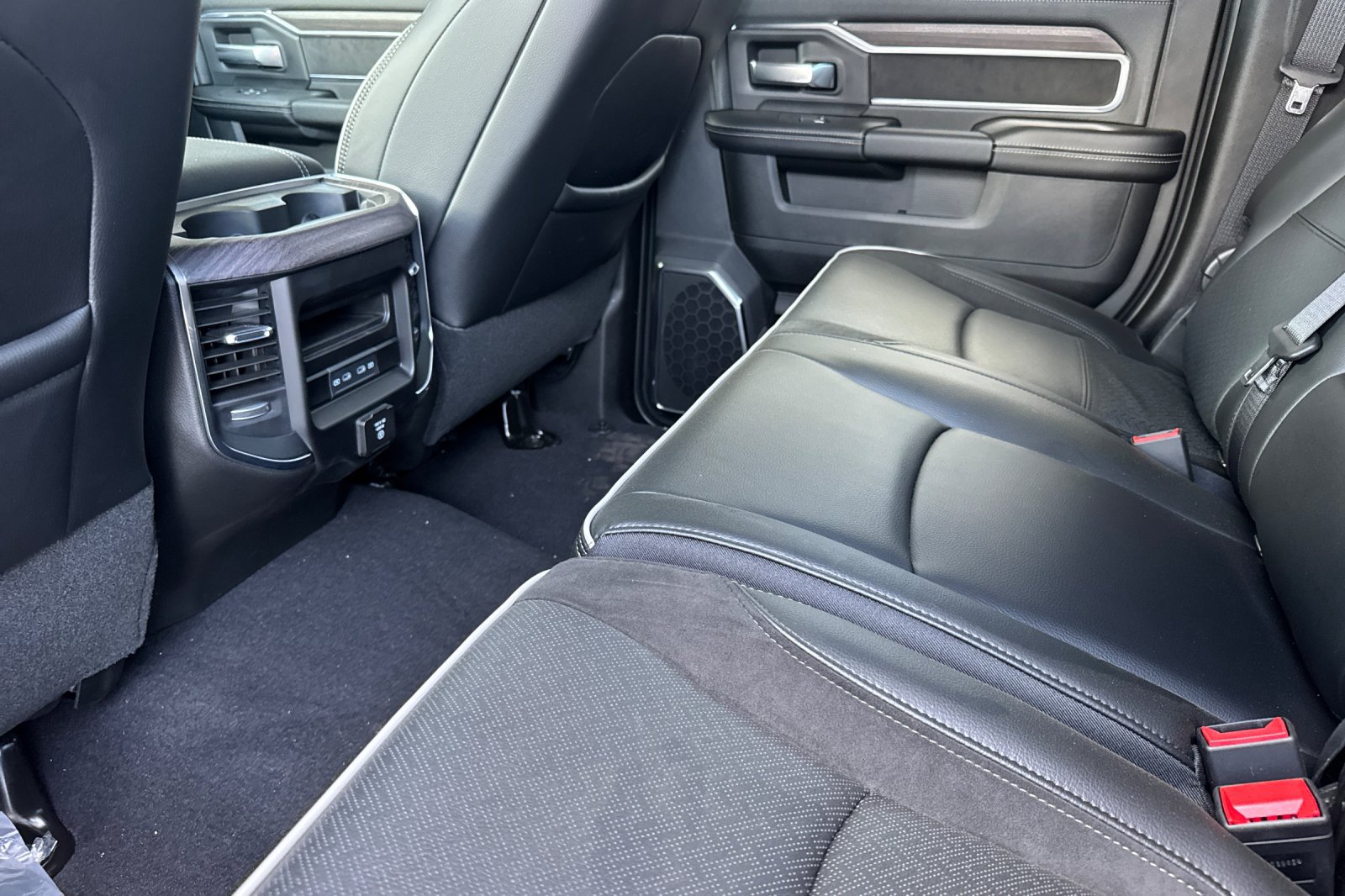 New 2026 RAM 3500 Laramie w/ Night Edition AWD/4WD image 11