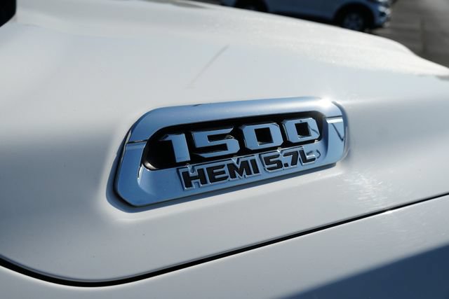 Used 2021 RAM 1500 4x4 Crew Cab image 11