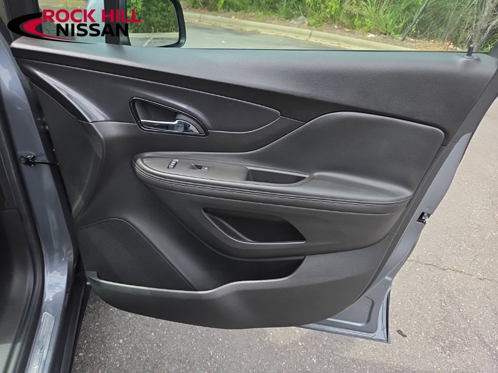 Used 2019 Buick Encore Sport Touring w/ Safety Package FWD image 33