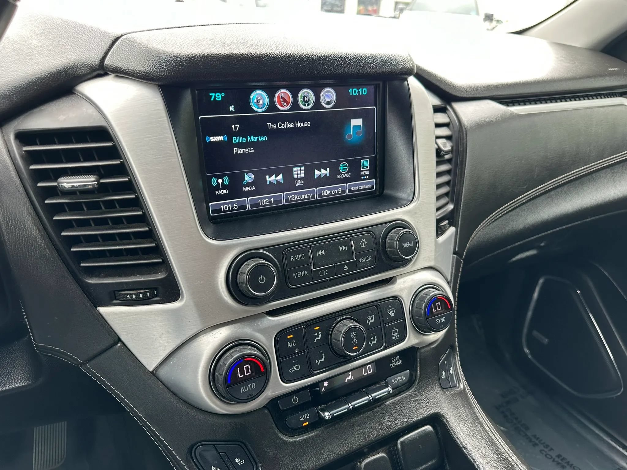 Used 2019 GMC Yukon XL SLT w/ HD Trailering Package AWD/4WD image 27