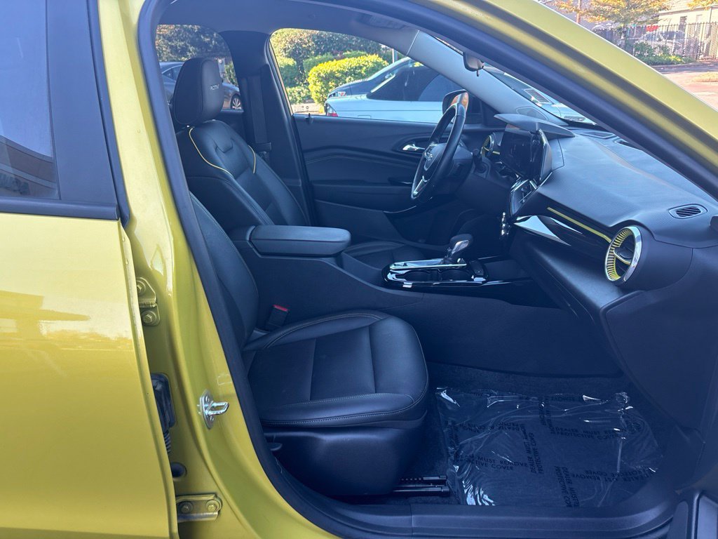 Used 2024 Chevrolet Trax ACTIV FWD image 24