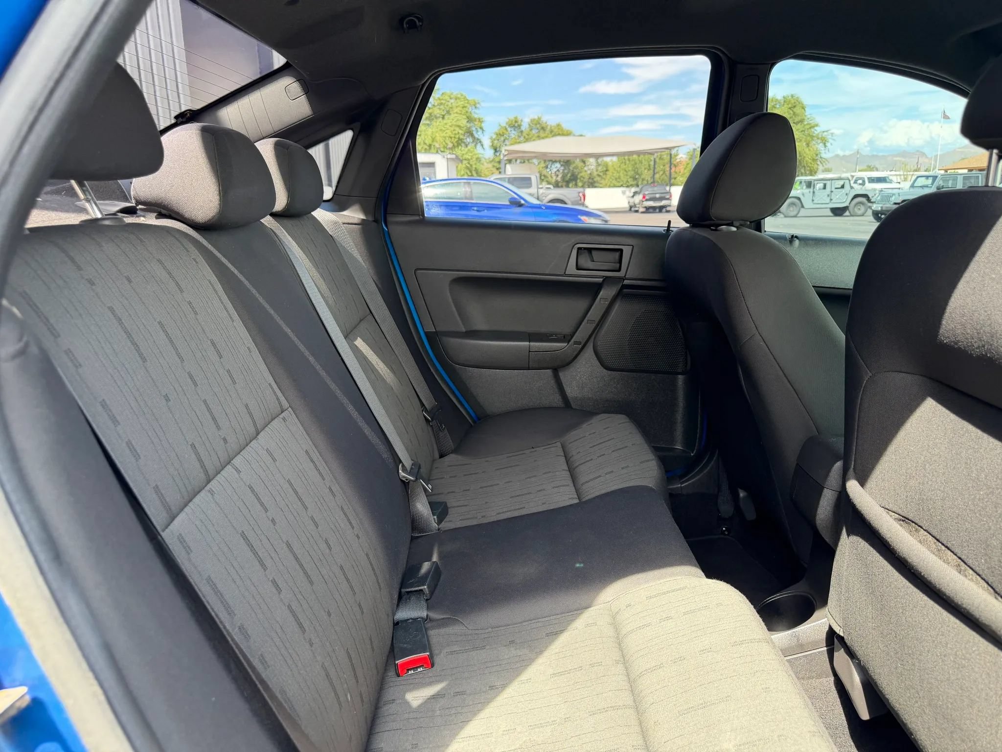 Used 2011 Ford Focus SE w/ 201A Rapid Spec Order Code FWD image 23