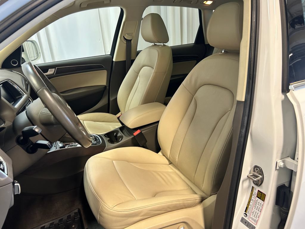 Used 2017 Audi Q5 3.0T Premium Plus w/ Technology Package AWD/4WD image 8