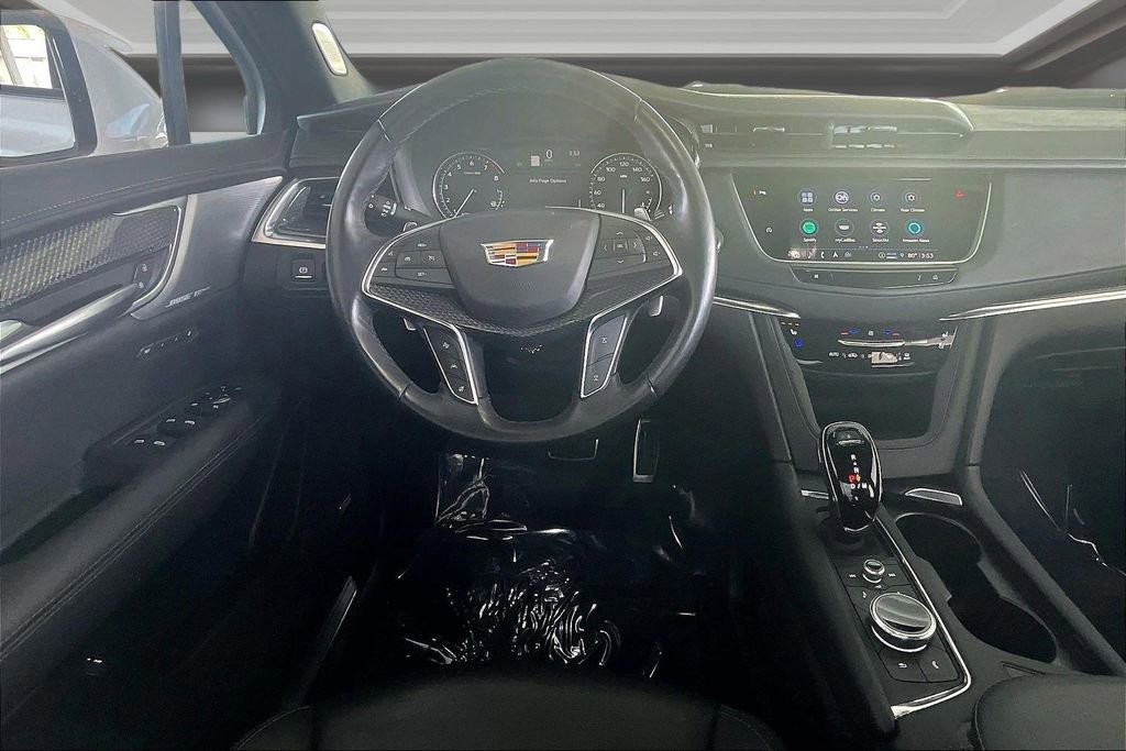 Certified 2024 Cadillac XT4 Premium Luxury AWD/4WD image 8
