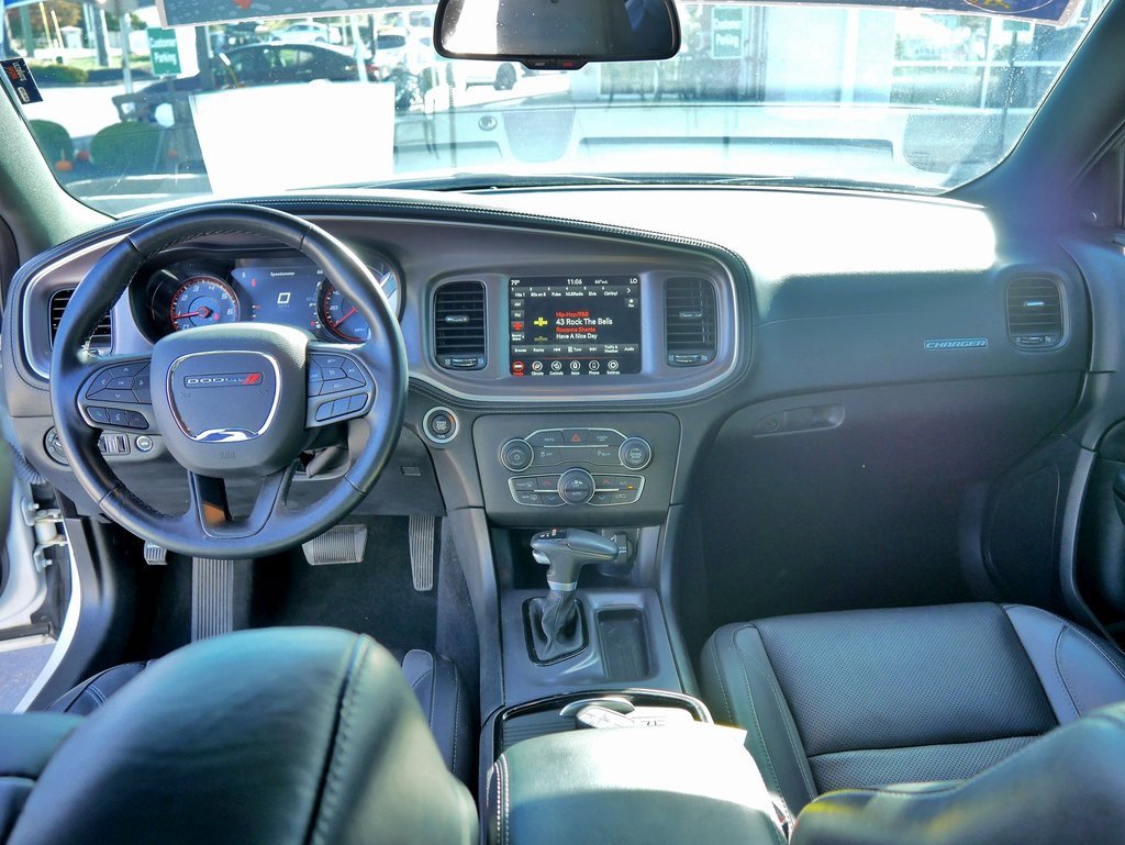 Used 2022 Dodge Charger SXT w/ Plus Group image 18